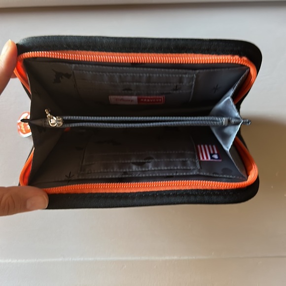 Harveys Classic Wallet Mickey and friends - Picture 4 of 4